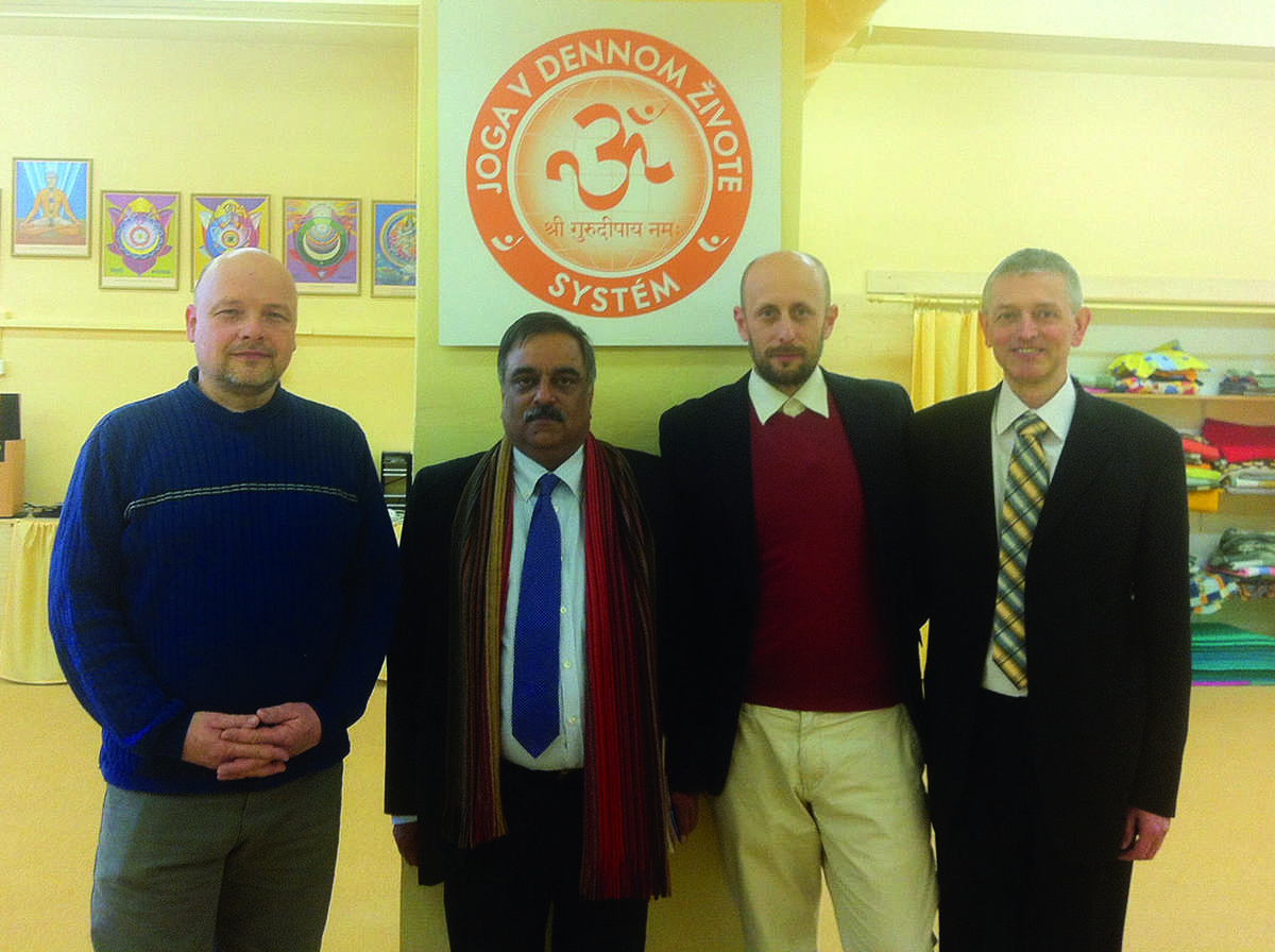 Indian ambassador to Slovakia spent several days with Yoga in Daily Life