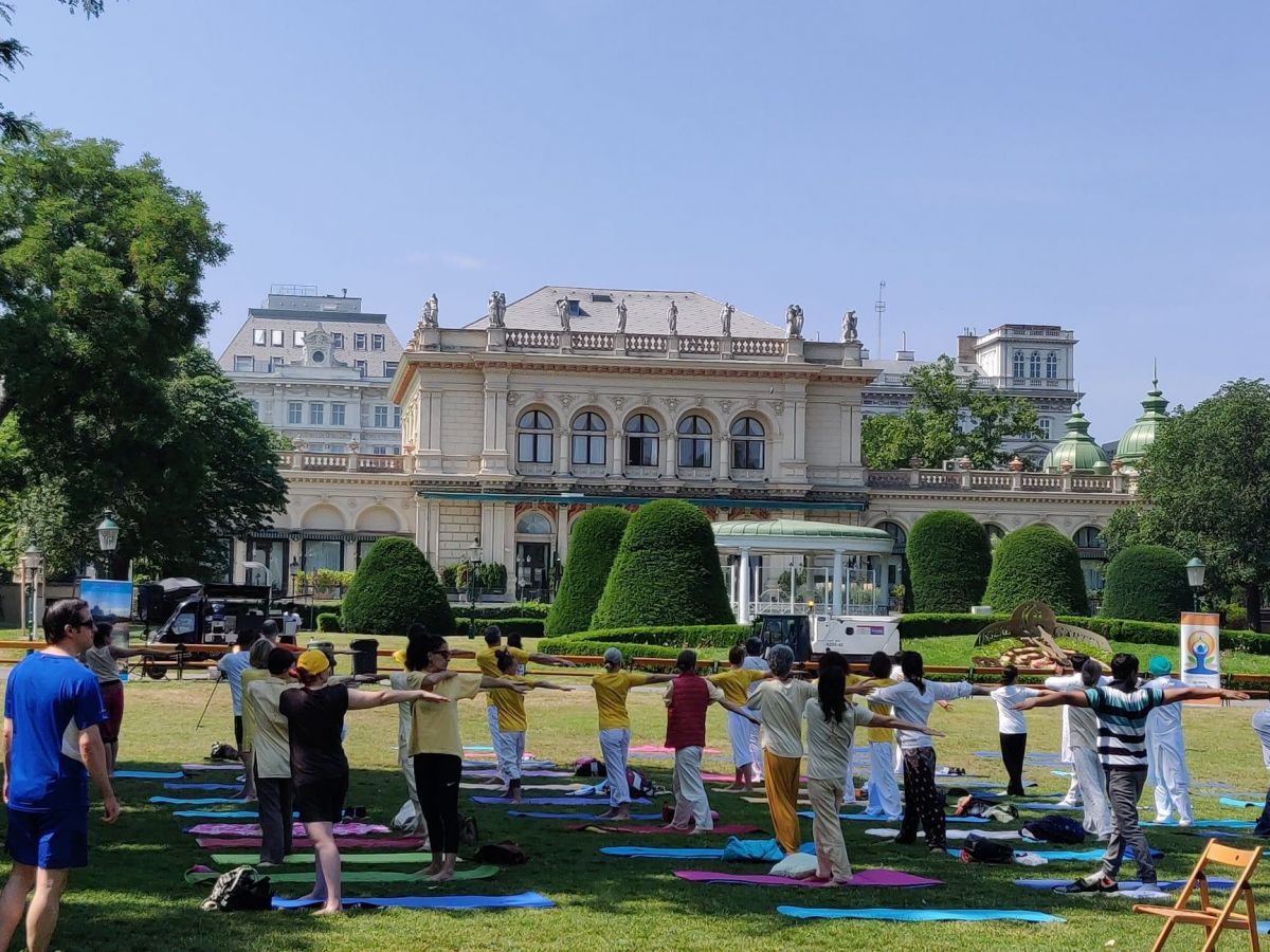 ﻿International Day of Yoga Around the Globe