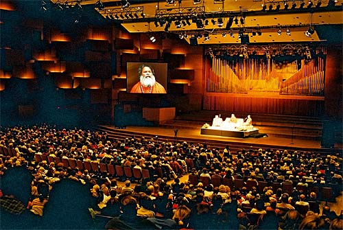 Public lecture in Zagreb - the hall was filled to the last place