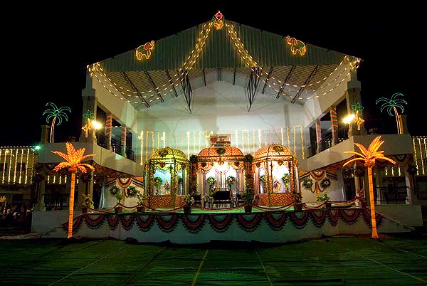 Vedic Marriage at the Vishwa Deep Gurukul