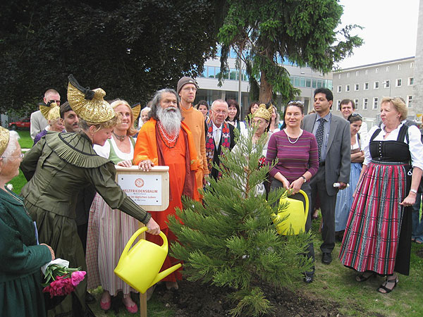 His Holiness Swamiji plants his 25th World Peace Tree in Linz, Austria